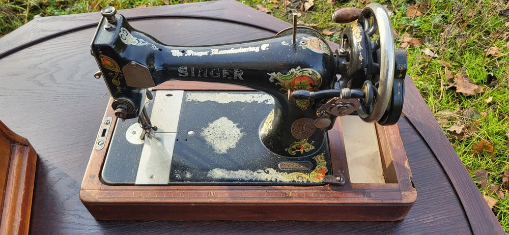 Maszyna do szycia Singer – model z ok. 1921