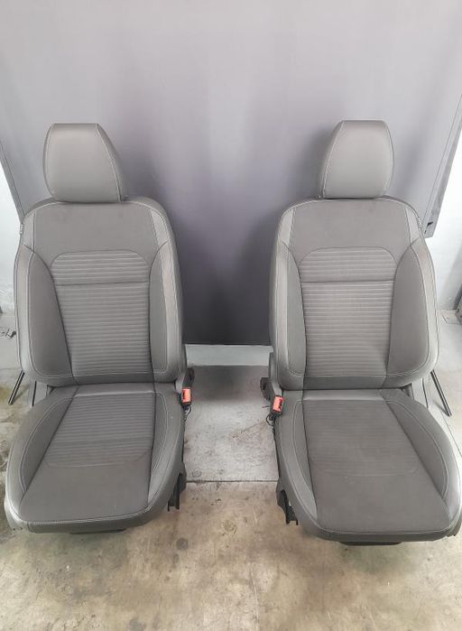 Conjunto de bancos FORD Kuga II (DM2)