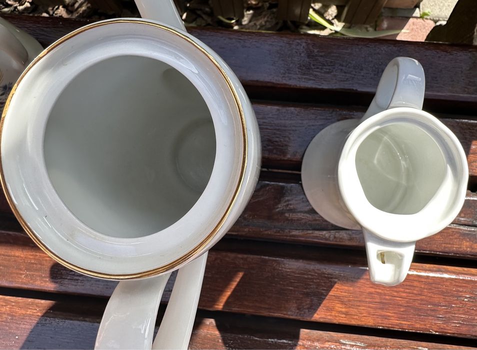 Чайники фарфоровые без крышки