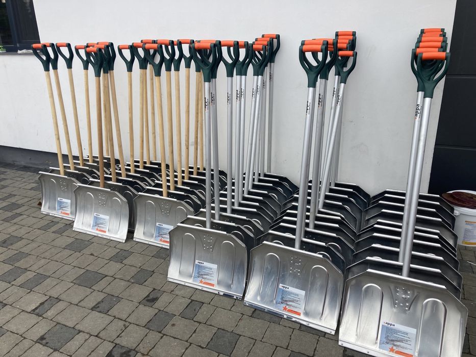 Лопата для снігу