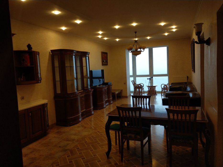 Продажа элит. 3 к.кв. кквартиры центр парк Шевченко Лидерсовский  море