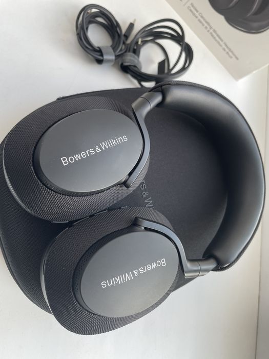 Bowers & Wilkins PX7 S2 .Нові бездротові преміальні навушники .