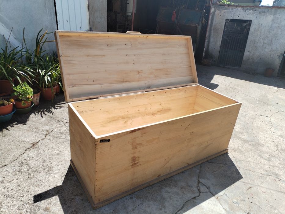 Arca madeira de choupo