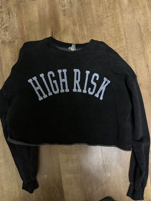 Укорочений чорний світшот Pull&Bear | S