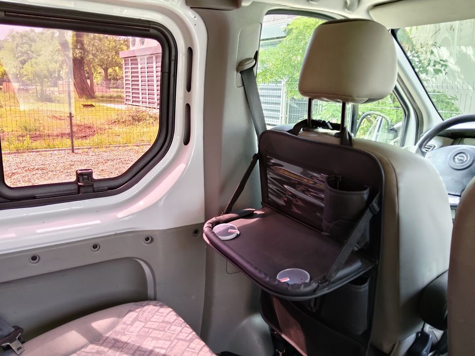 Opel vivaro long,hak, navi kamera klima 6 miejsc 2.0 diesel 115 koni