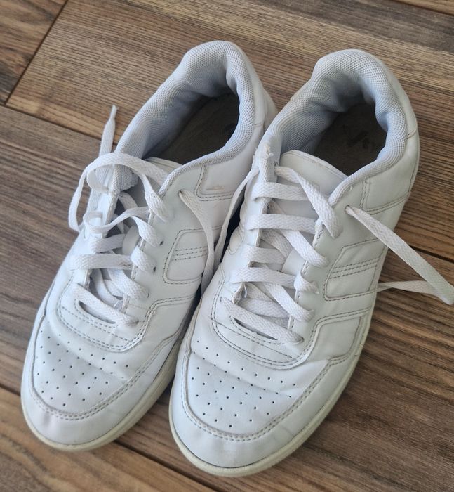 Buty sportowe adidasy 40 wygodne