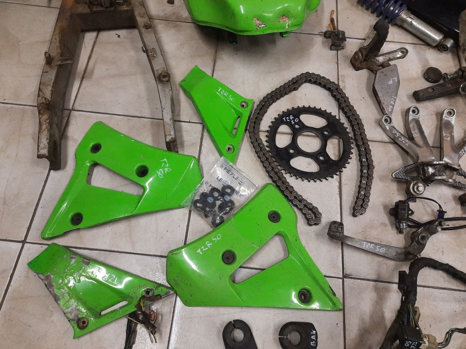 Yamaha TZR 50 4ba części 90-99 r siedzenie bak wahacz hamulec