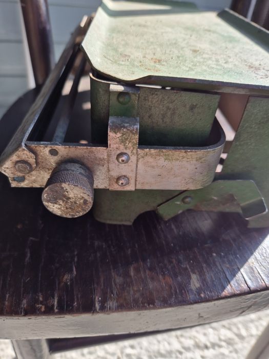 Sprzedam starą wagę.