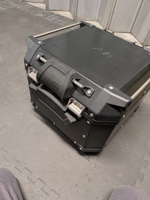 Top case givi ou troco por grande