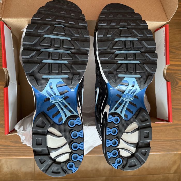 Нові Кросівки від бренду Nike Air Max Plus (Розмір 49.5) DM0032-402