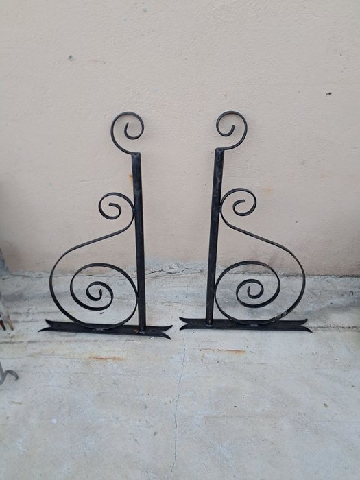 Suporte para lanterna.