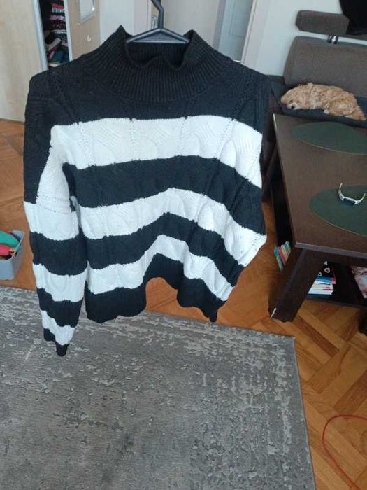 sweterek polgolf paski