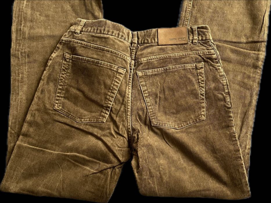 Calças jeans das marcas Armani Jeans Massimo Dutti tamanho M
