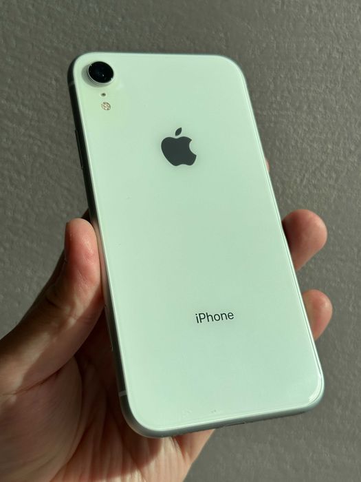 Apple iPhone XR 64 GB White — купити недорого на OLX.ua