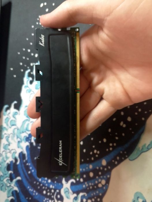 8gb DDR3  оперативної пам'яті Exceleram