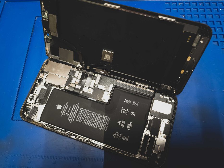 Profesjonalny Serwis Telefonów Naprawa i Skup Telefonów Nadruki etui