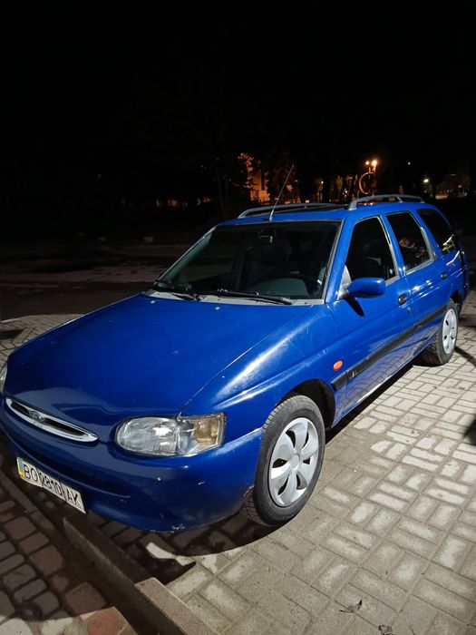 Продається Форд Ескорт