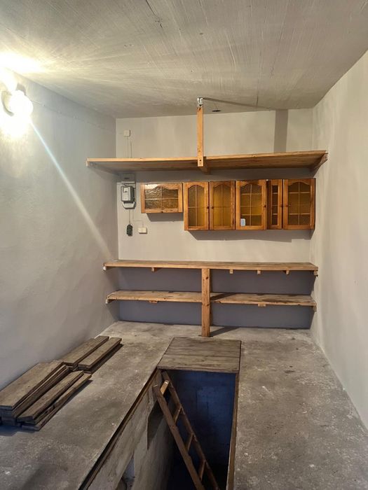 Garaz przy kolejowej