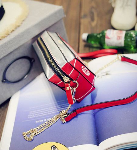 Mala clutch - Kit-Kat - Novo.