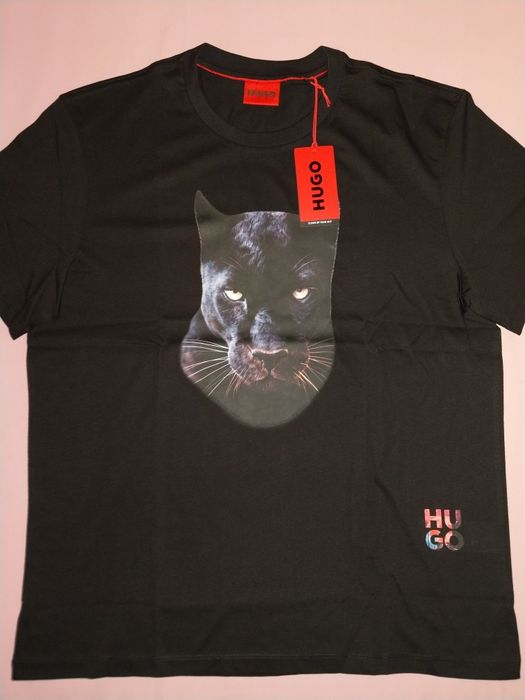 Wyprzedaż T-shirt męski Hugo.