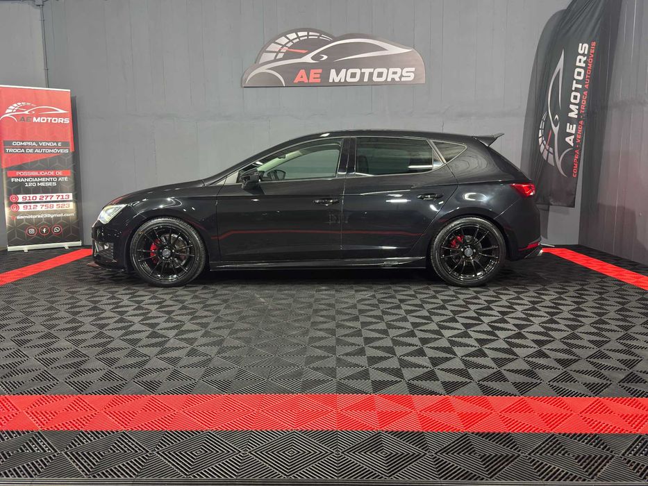 SEAT Leon — fotografia 3