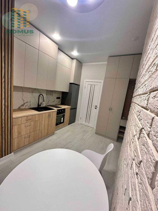 Продам 1 комн ЖК АКРОПОЛЬ! С ремонтом! Фонтанская дорога!