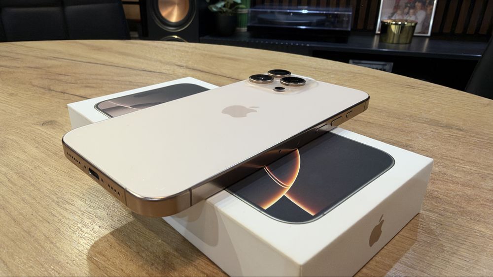 iPhone 16 Pro Max - 256GB - White Titanium