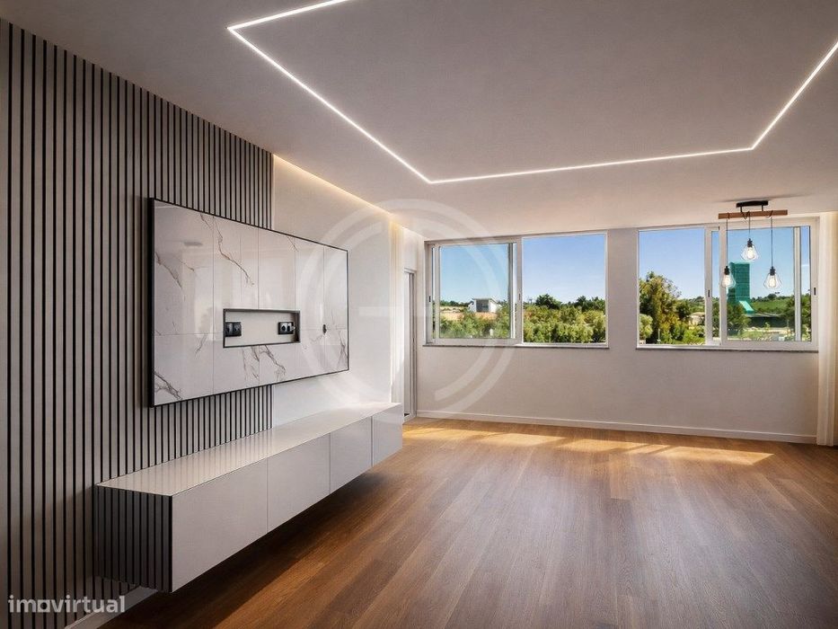 Apartamento T3 Renovado no Centro de Loulé — São Clemente, Faro