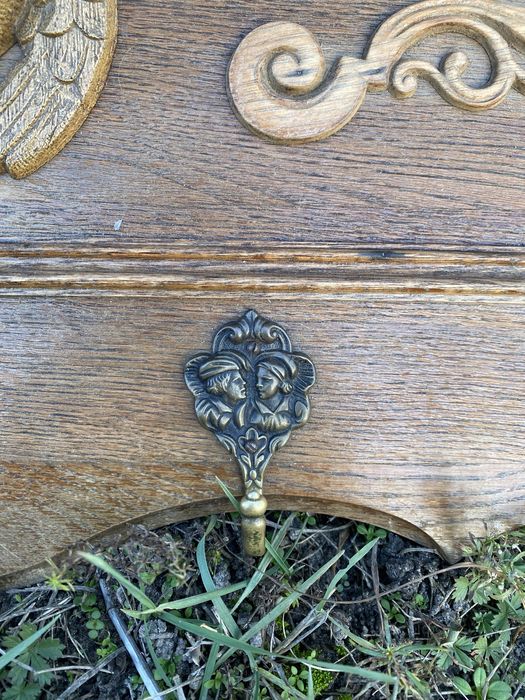 Вешалка дубовая Франция