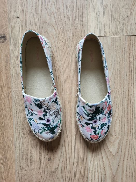 Espadryle w kwiatki