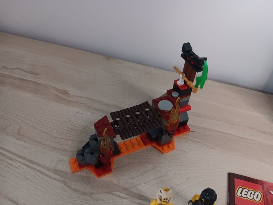 Lego ninjago 70753 lava falls