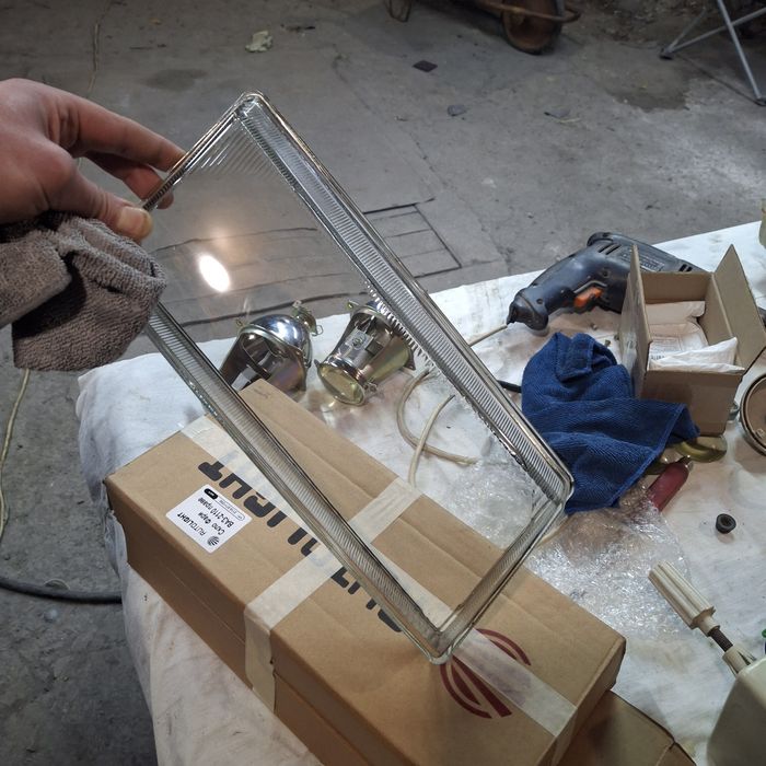 Продам Шлифованые,полированые стёкла фар под линзы на ваз 2108,2110-15