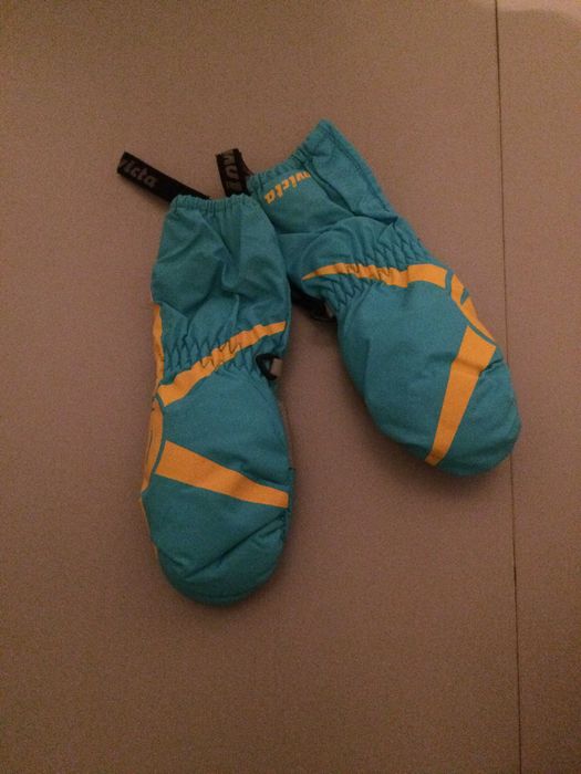 Fato Neve Criança + Calças Criança + Botas + Luvas