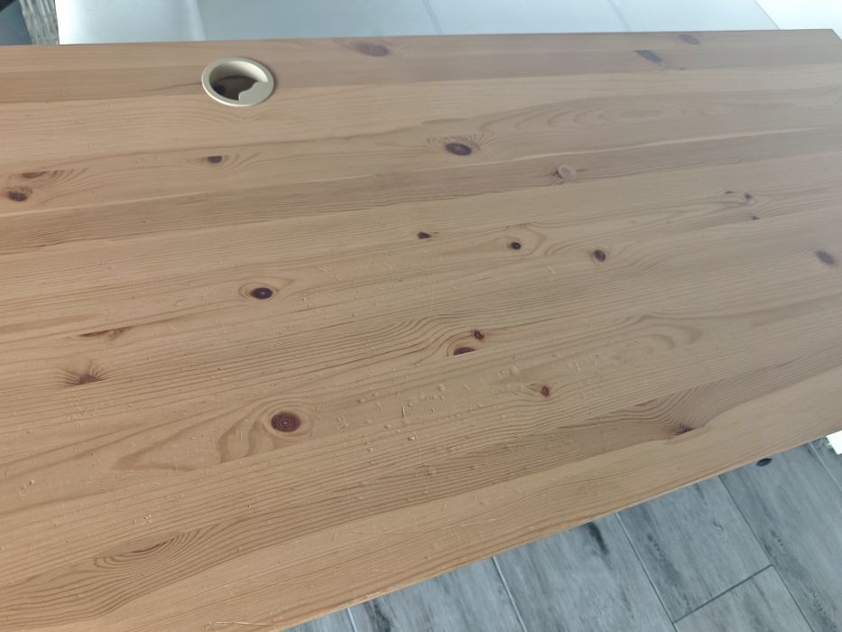 Biurko IKEA Hemnes sosna