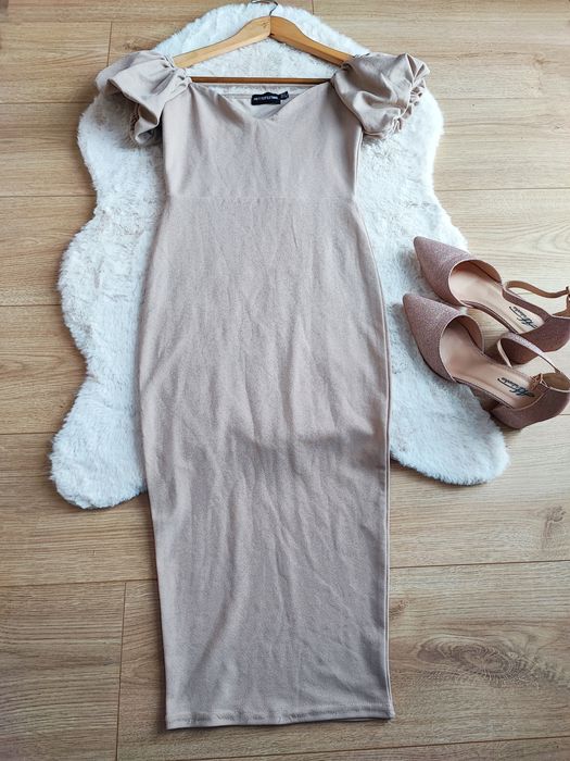 Beżowa wieczorowa sukienka S36 nude wesele chrzciny old money impreza