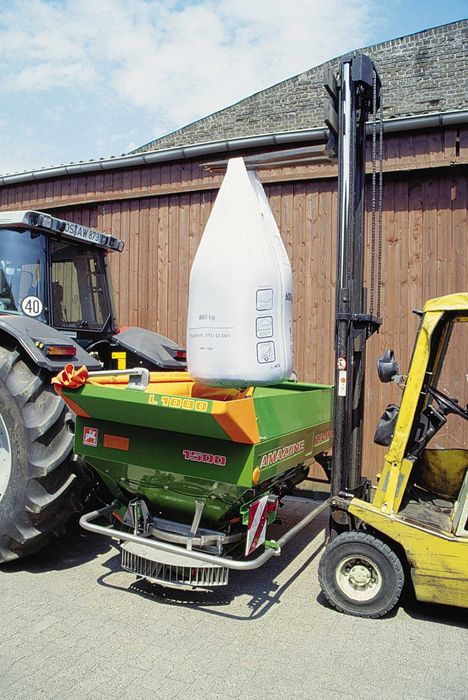 Stelaż z plandeką do rozsiewacza AMAZONE ZA-M ZAM 290x120 L1000 L2000