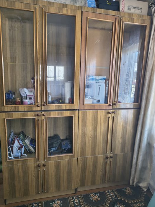 Шафа-стінка  майже задарма