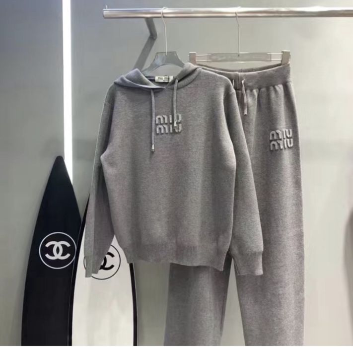 Теплий костюм Miu miu