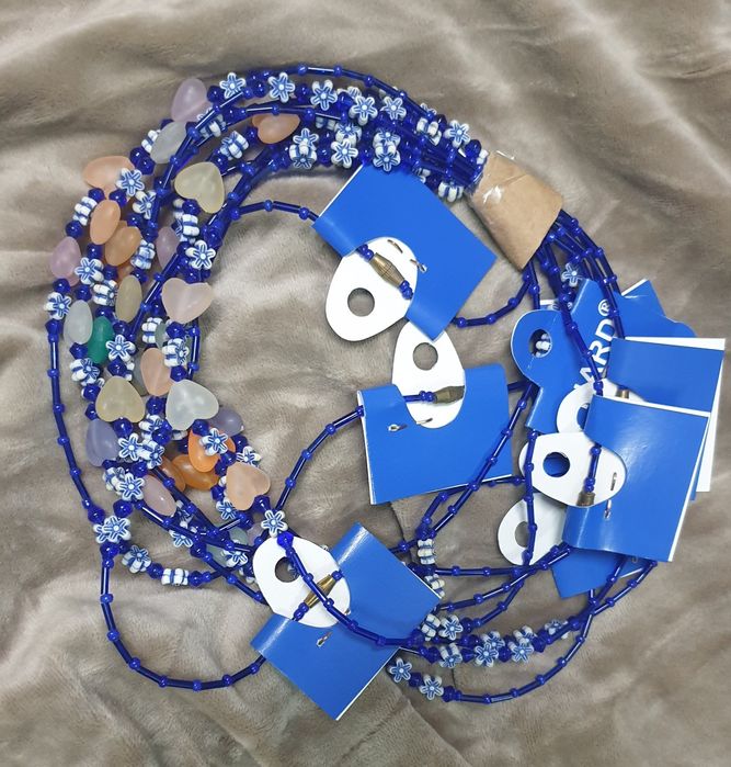 Lote de bijuteria (3000+ unidades)