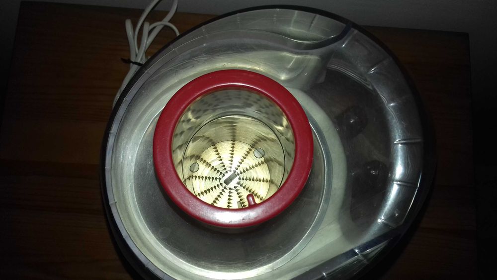 Centrifugadora para frutos e legumes Moulinex
