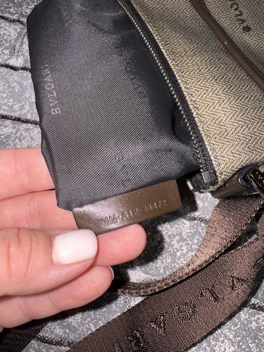 Оригінальна сумка Bvlgari