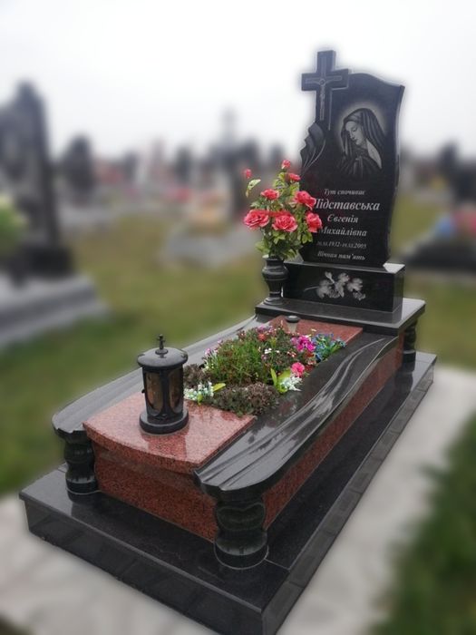 Памятники,виробництво та монтаж