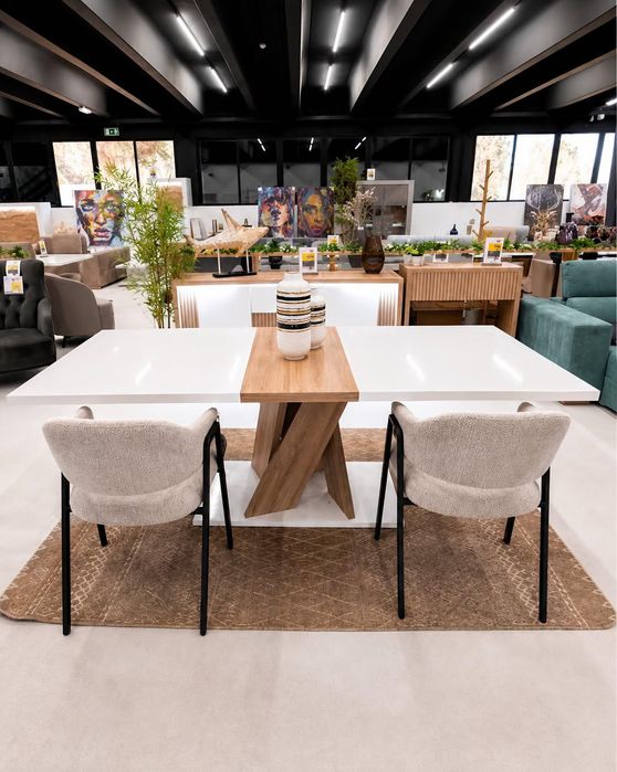 Conjunto mesa de sala