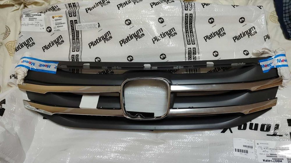 Решітка радіатора на Honda Odyssey