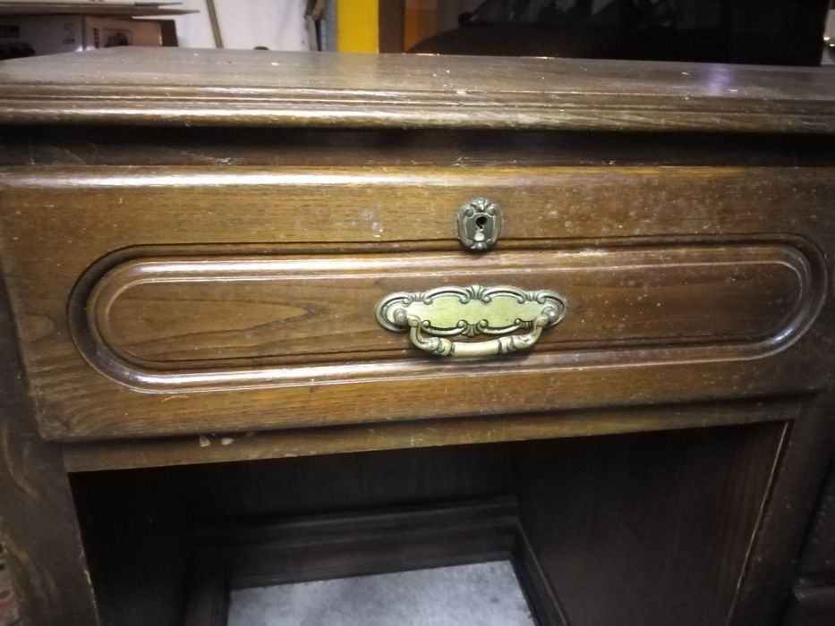 Secretaria em Madeira