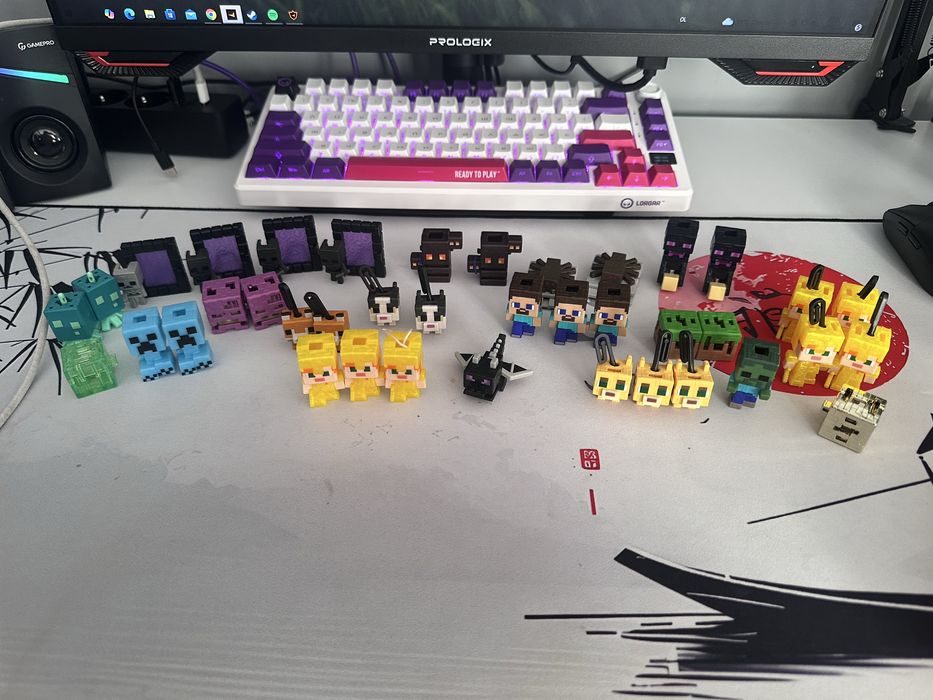 іграшки minecraft kinder joy