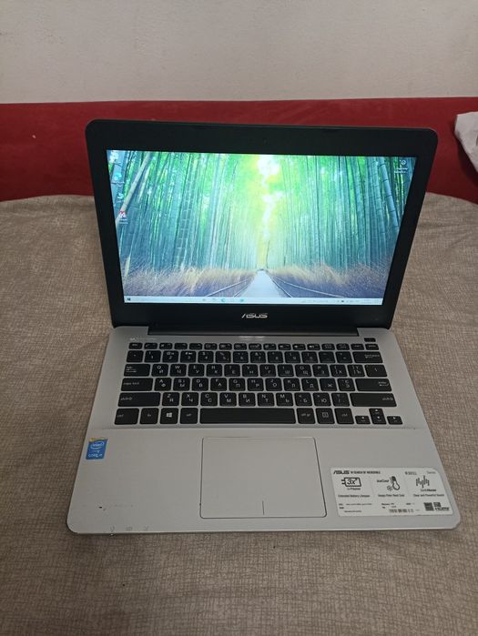 Продам ноутбук Asus R301 L