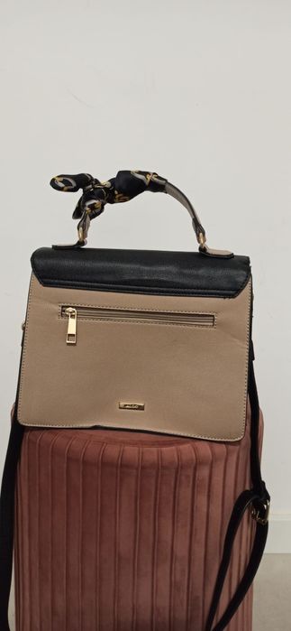 Carteira beje e preta ALDO