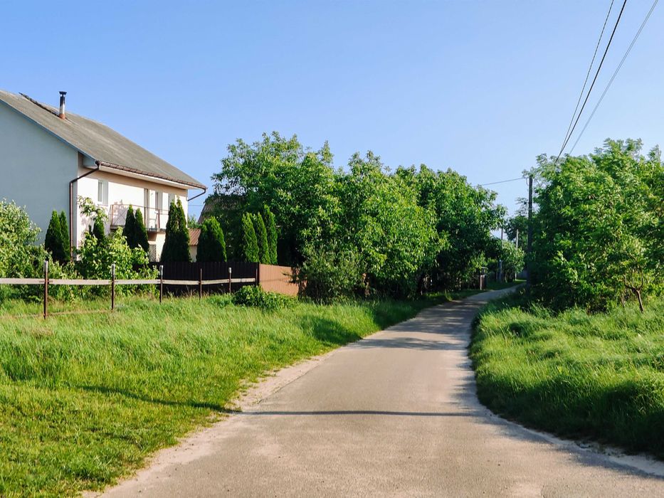 Кутова ділянка 10 сот під забудову з підключеними 17 кВт