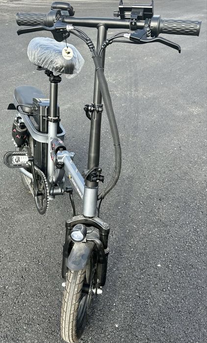 Bike eletrica top , freio a disco frete e traseira